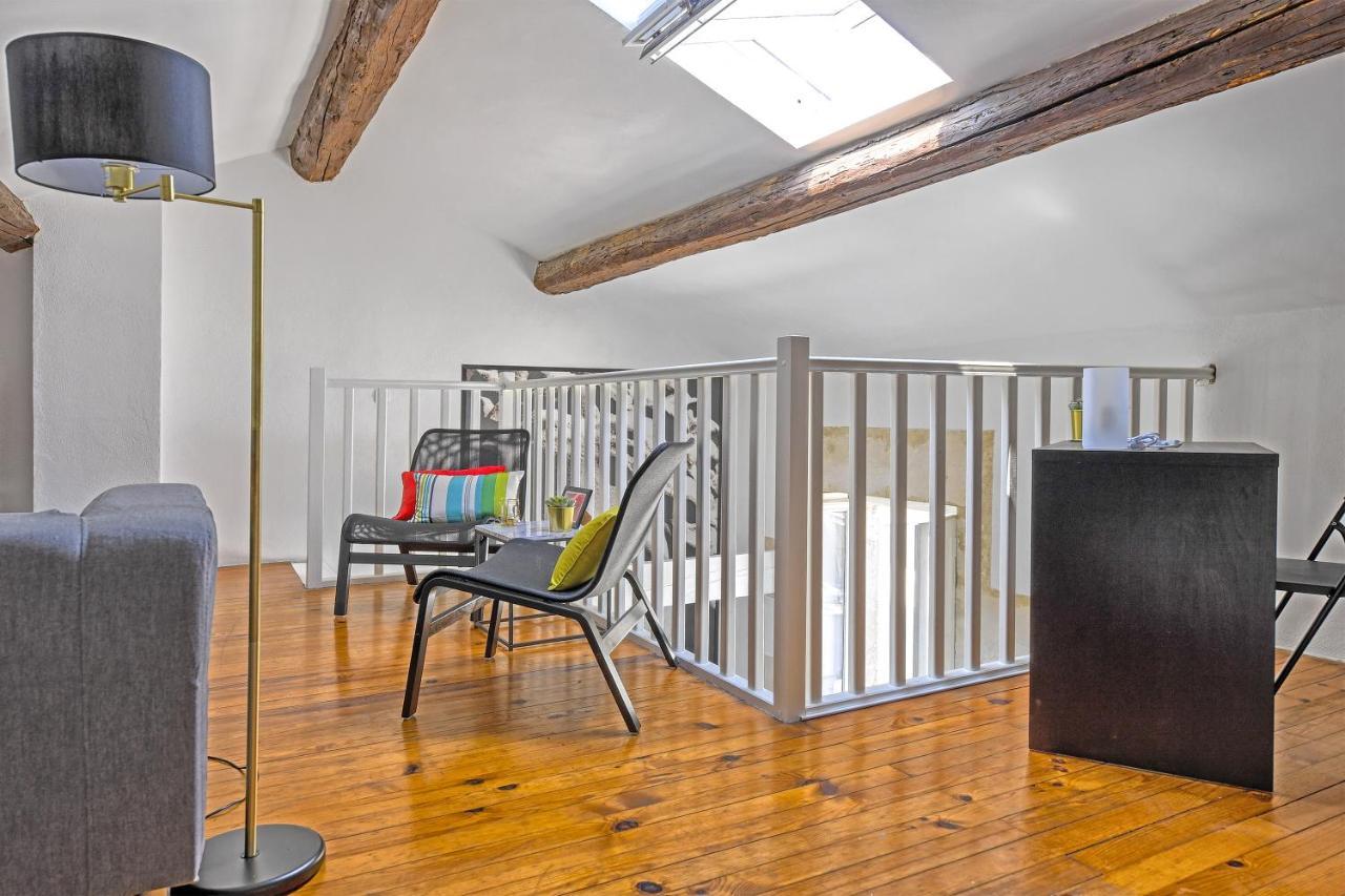 Appartement Romanite Нім Екстер'єр фото